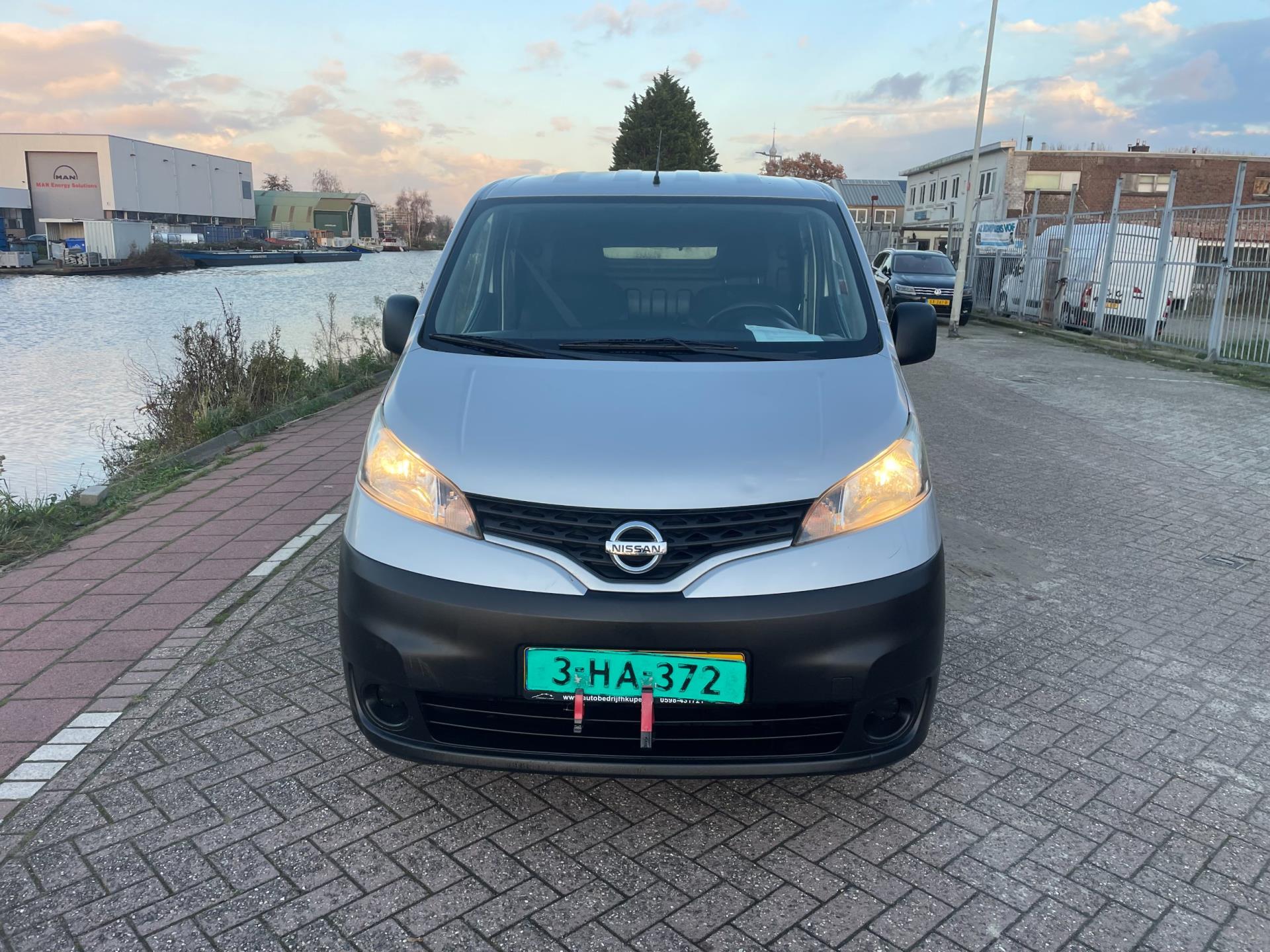 nissan-nv200-image2.jpg