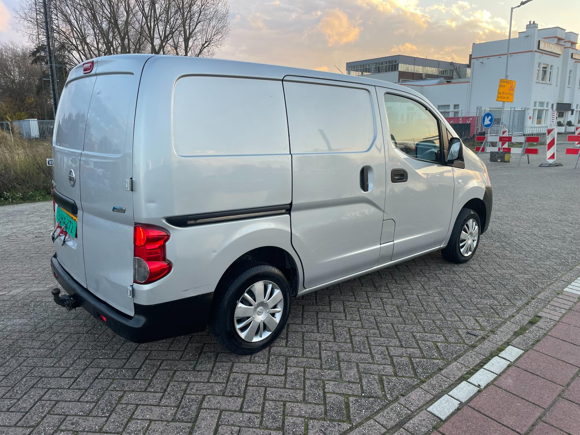 nissan-nv200-image4.jpg