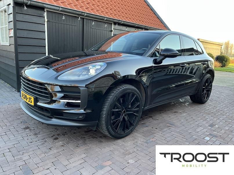 porsche-macan-image2.jpg