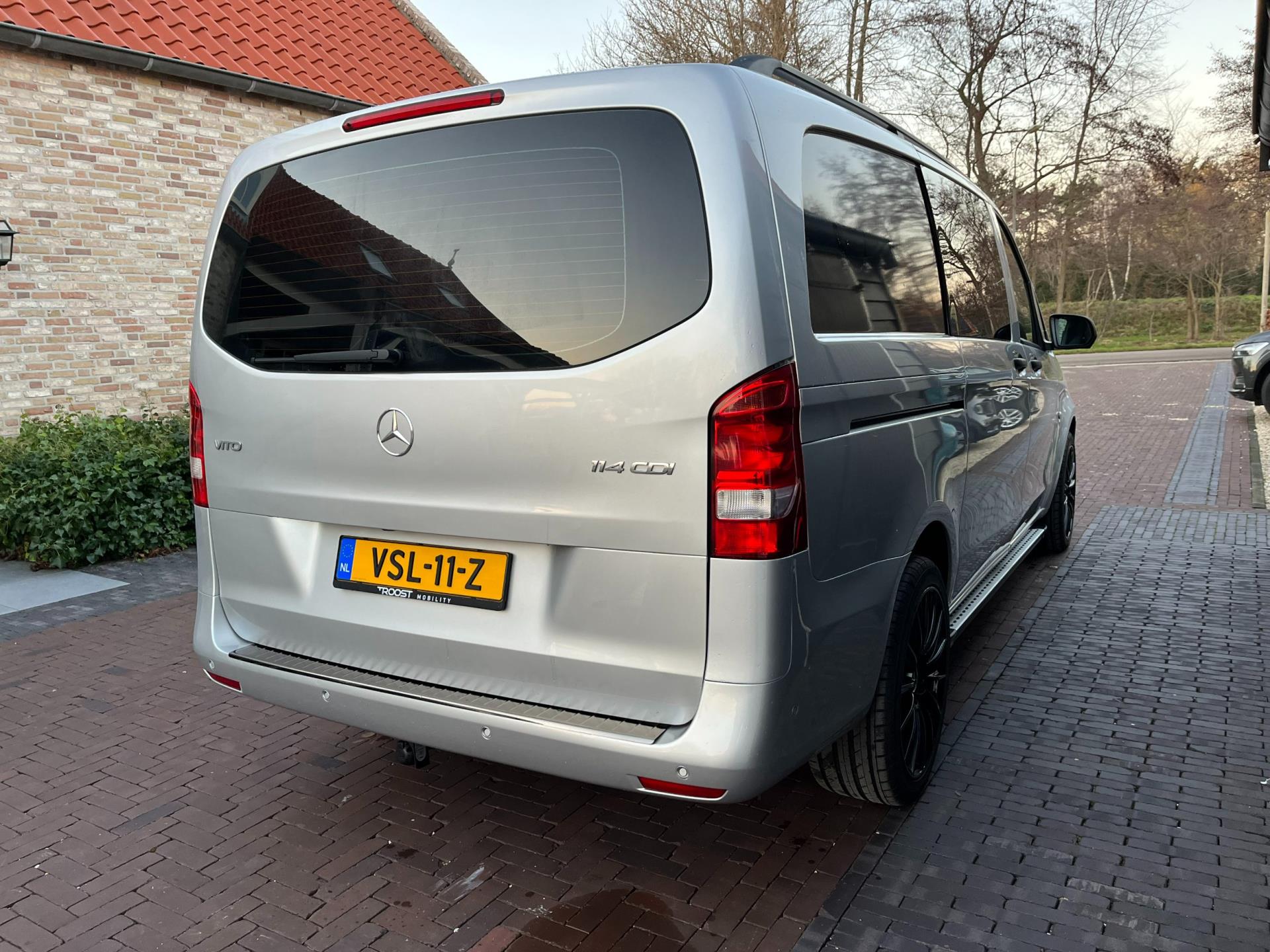 mercedes-benz-vito-image5.jpg