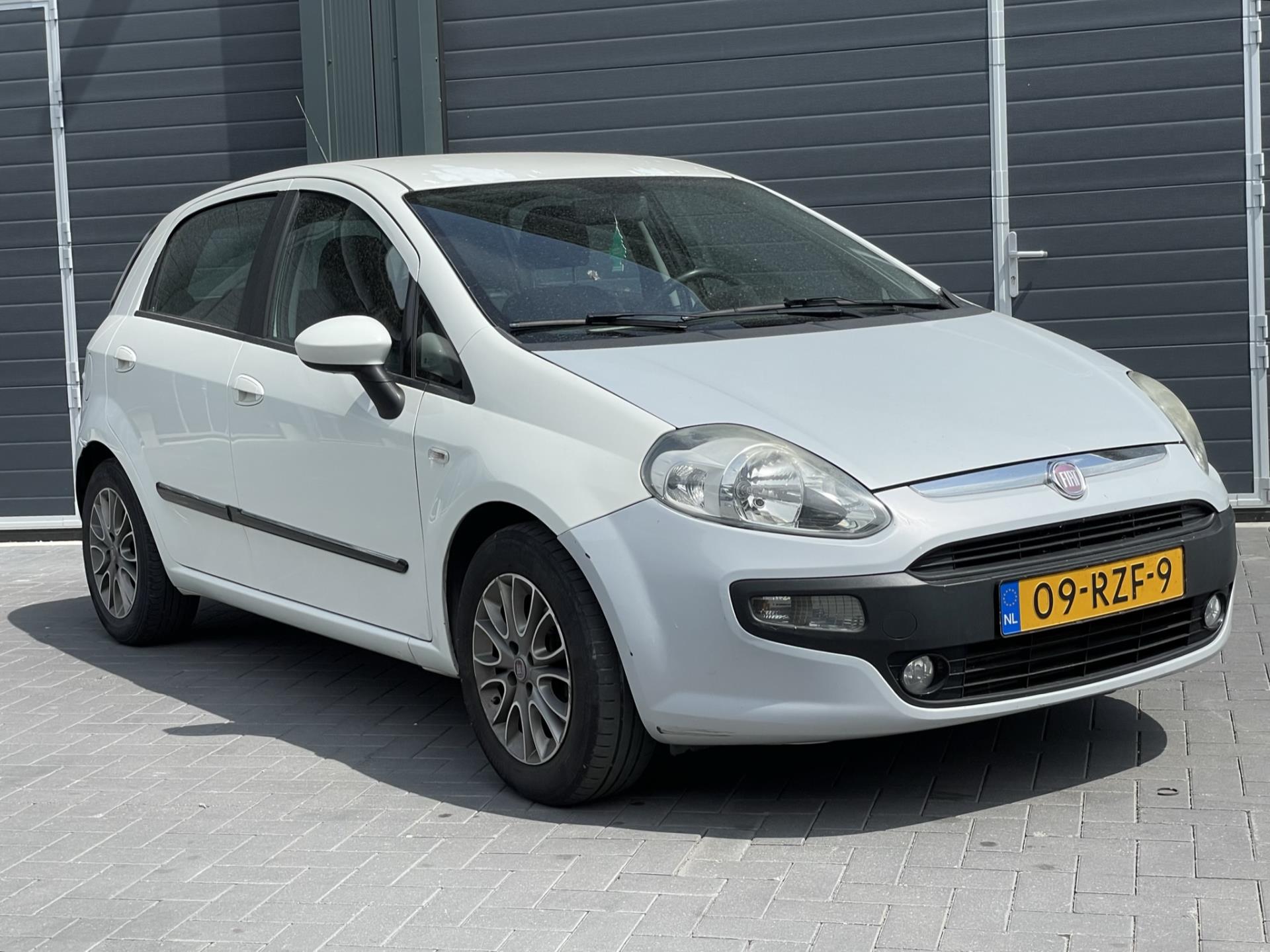 fiat-punto-evo-image6.jpg