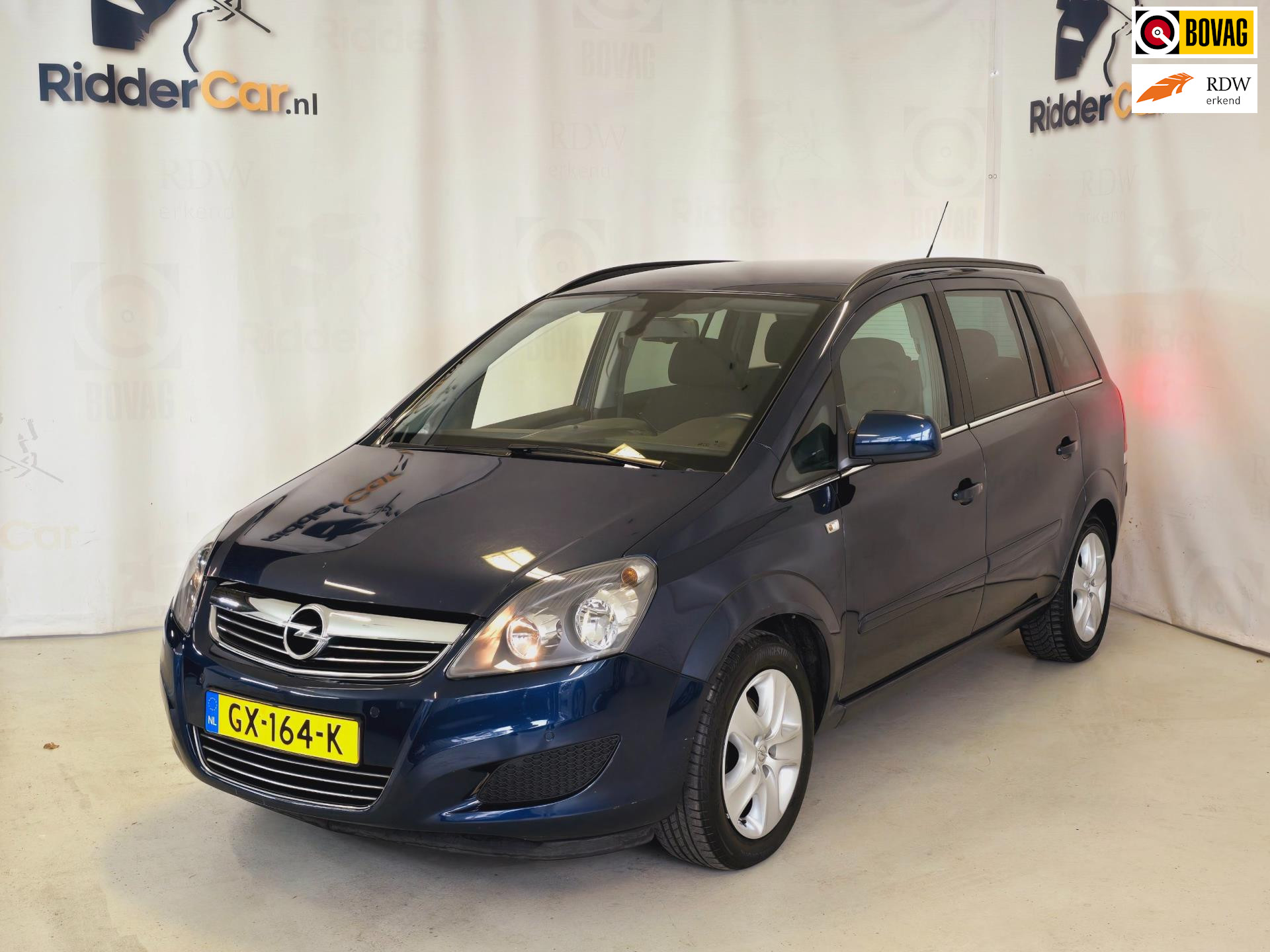 742279971/opel-zafira-image1.jpg