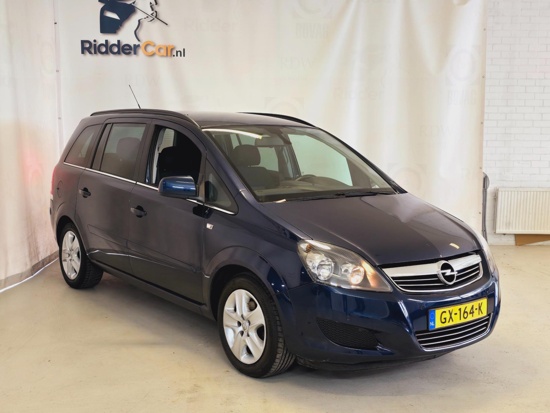 opel-zafira-image8.jpg