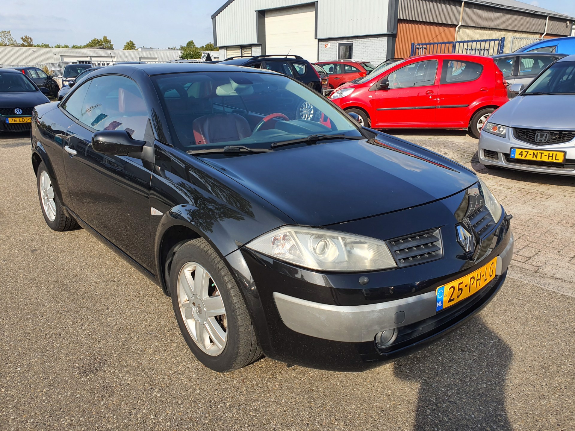 renault-megane-coupe-cabriolet-image2.jpg