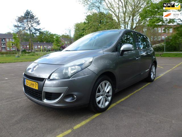 922234676/renault-scenic-image1.jpg